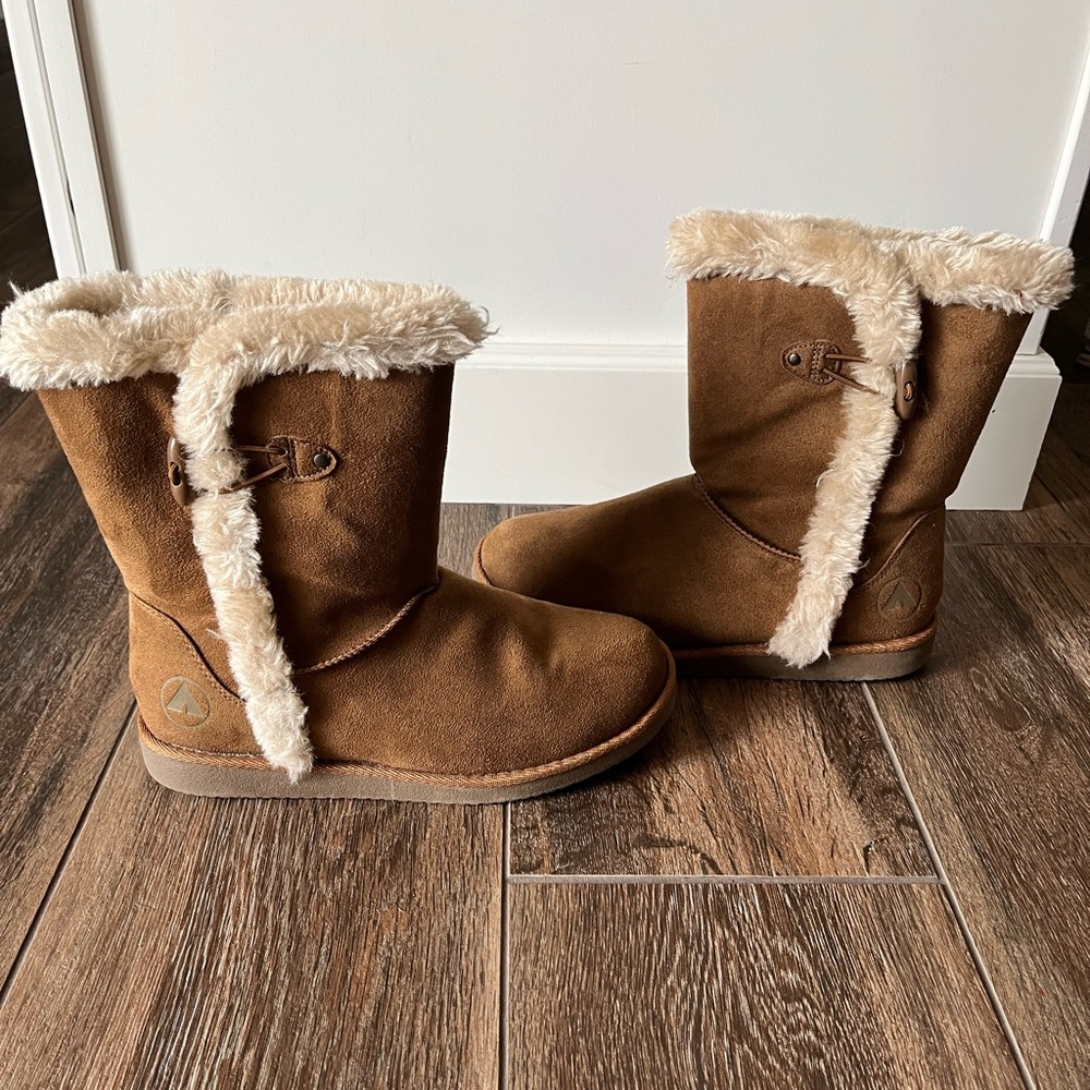 Women’s Air Walk Boots